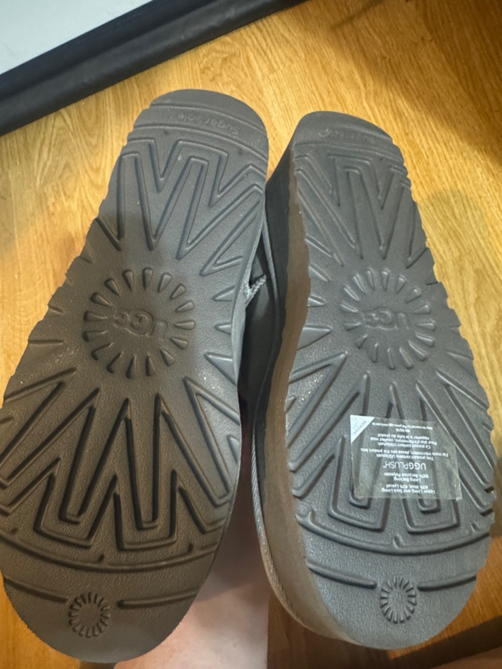 Gray platform Uggs - Picture 7 of 7